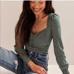 Abercrombie Women’s Long Sleeve Button-Through V-Neck Top